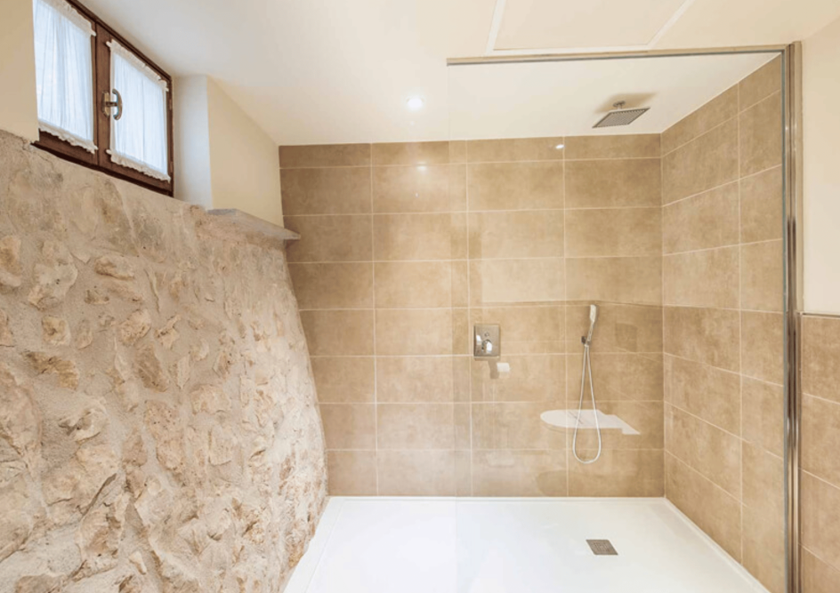 Douche à l'italienne par carreleur Amiens.